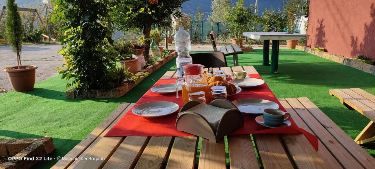Agriturismo Macchia Dei Briganti - B&B Montefalcione Экстерьер фото